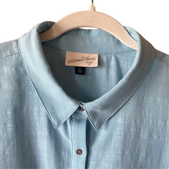 Universal Thread Flutter Sleeve Button Down Women’s Size XL Light Blue - Picture 2 of 8